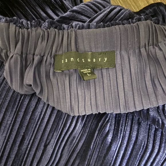 Sanctuary off shoulder top - Picture 2 of 3